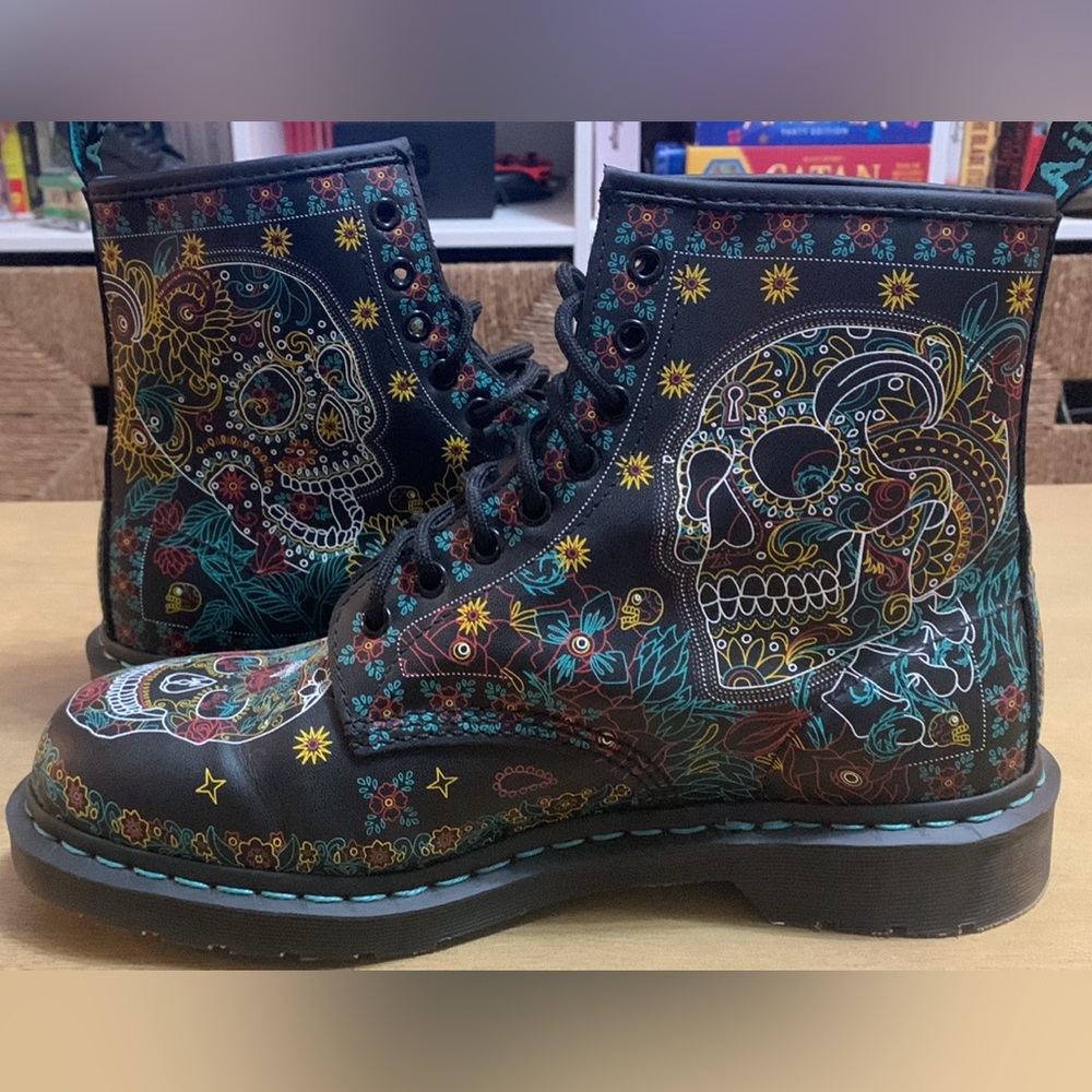 Doc Martens x Skulls Day of the Dead — US 11 Mens